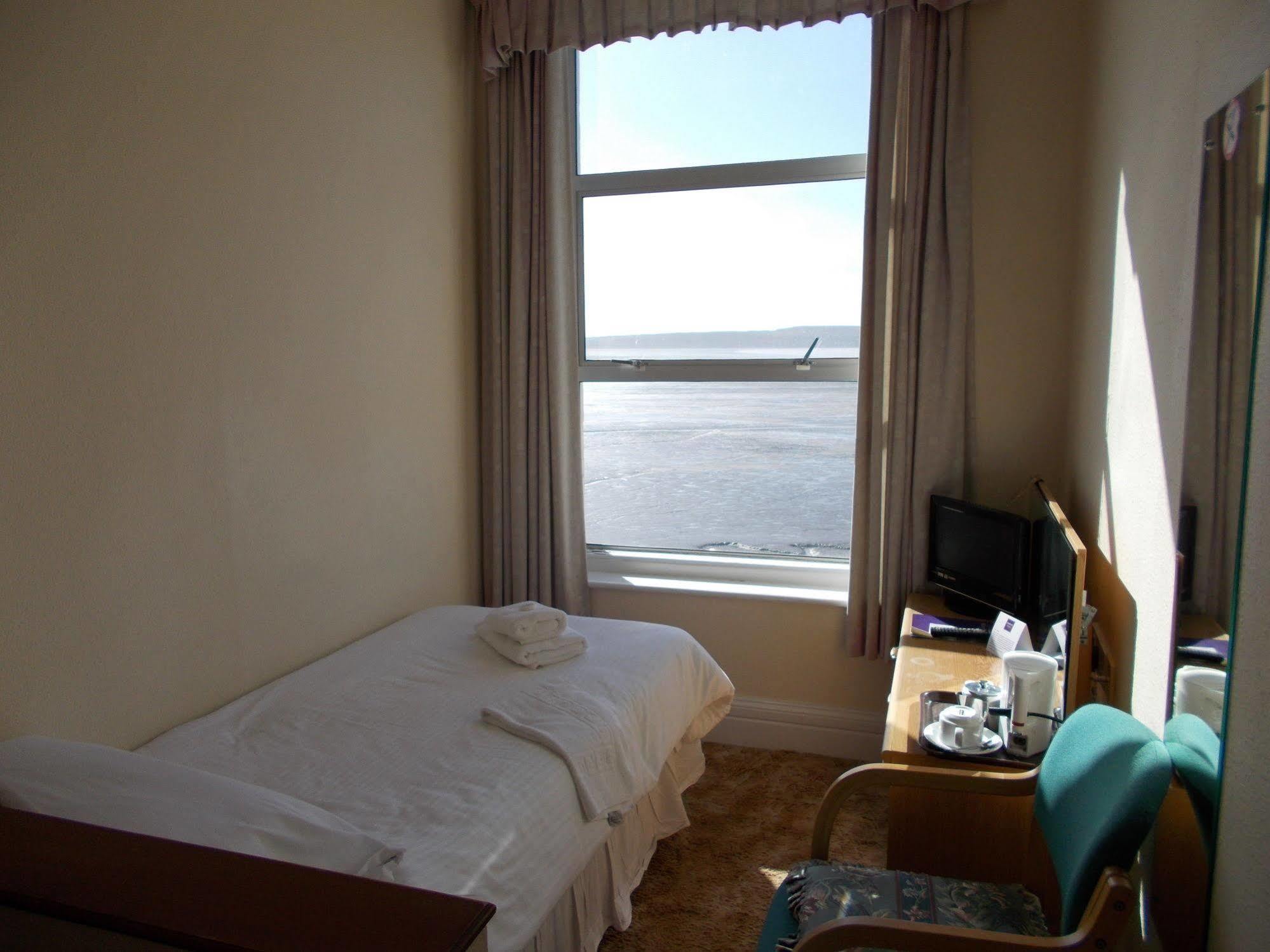 Daunceys Hotel Weston-super-Mare Bagian luar foto