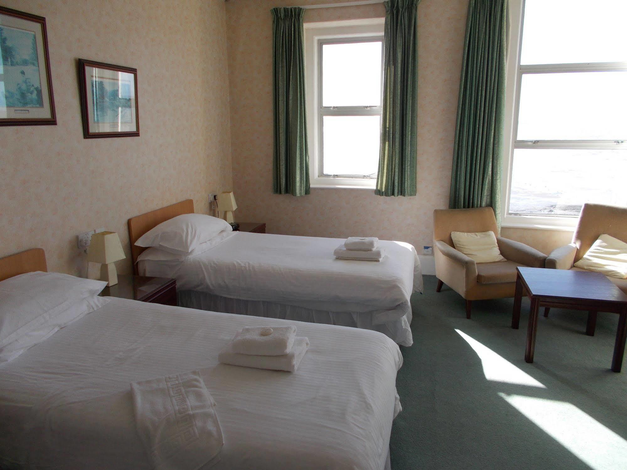 Daunceys Hotel Weston-super-Mare Bagian luar foto